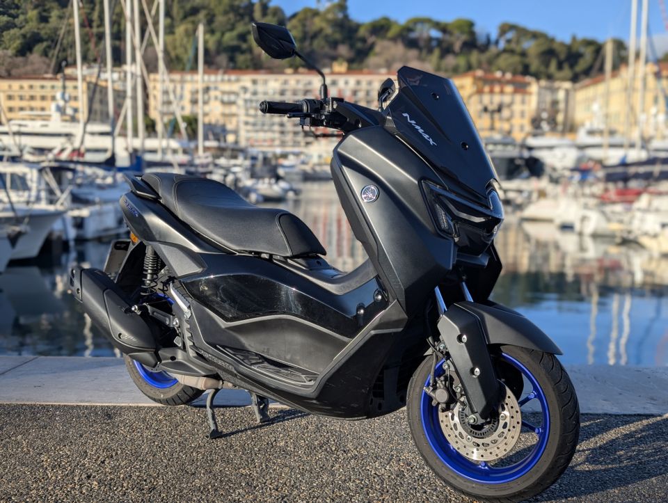 YAMAHA NMAX 125 4