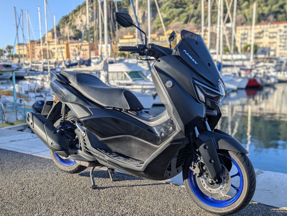 YAMAHA NMAX 125 4