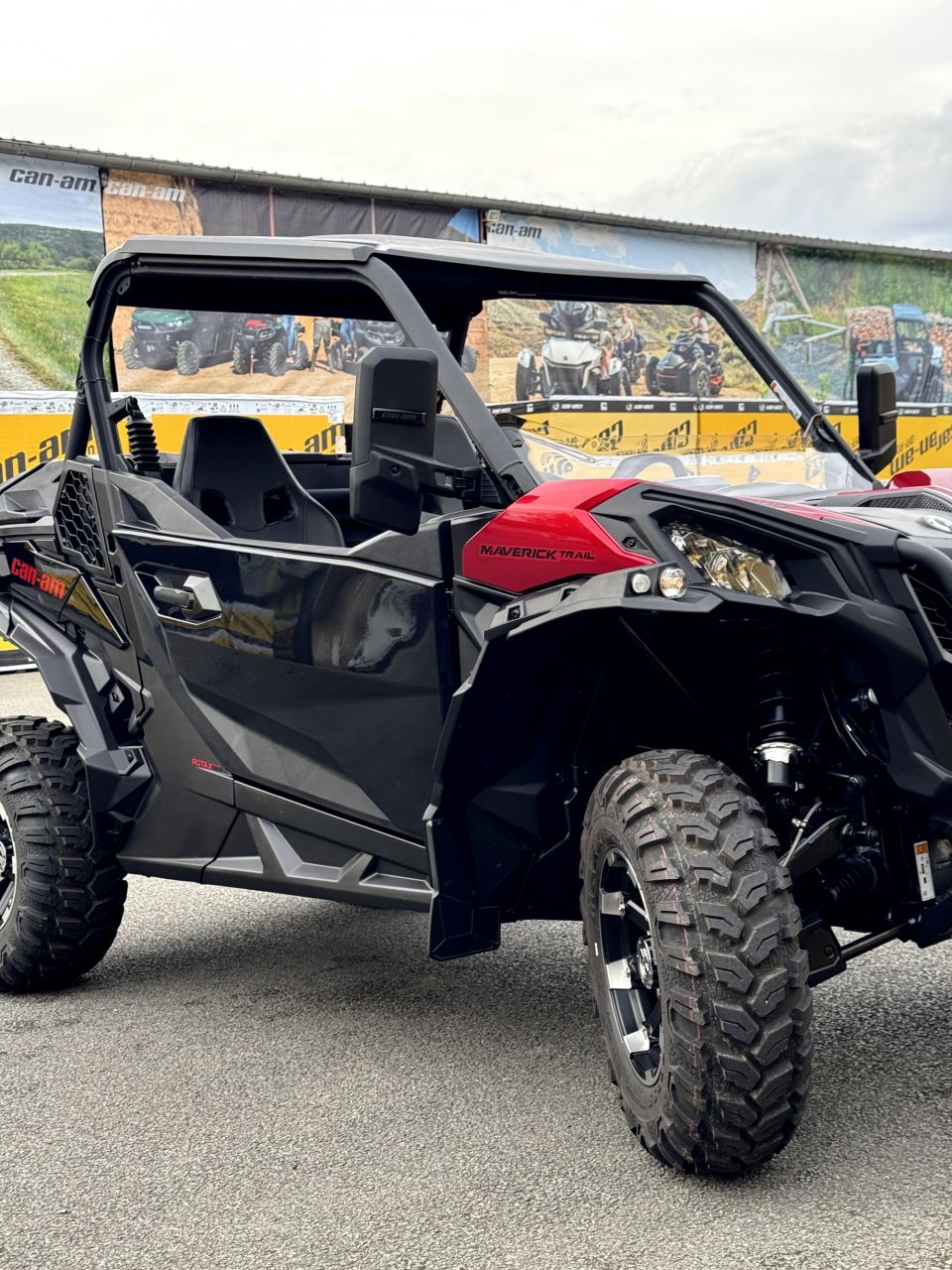 CAN-AM MAVERICK 4