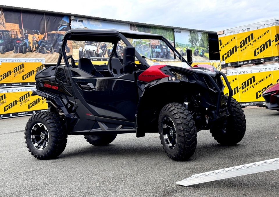 CAN-AM MAVERICK 4