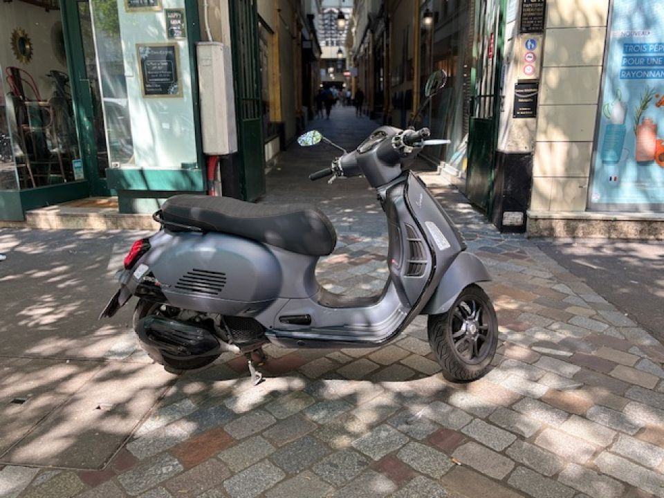 PIAGGIO GTS 125IE SUPER 4