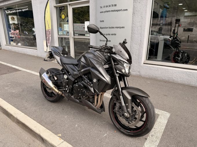 SUZUKI GSX-S 750 4