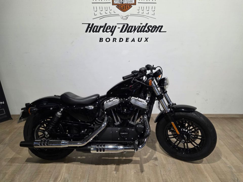 HARLEY-DAVIDSON SPORTSTER FORTY-EIGHT 1200 4
