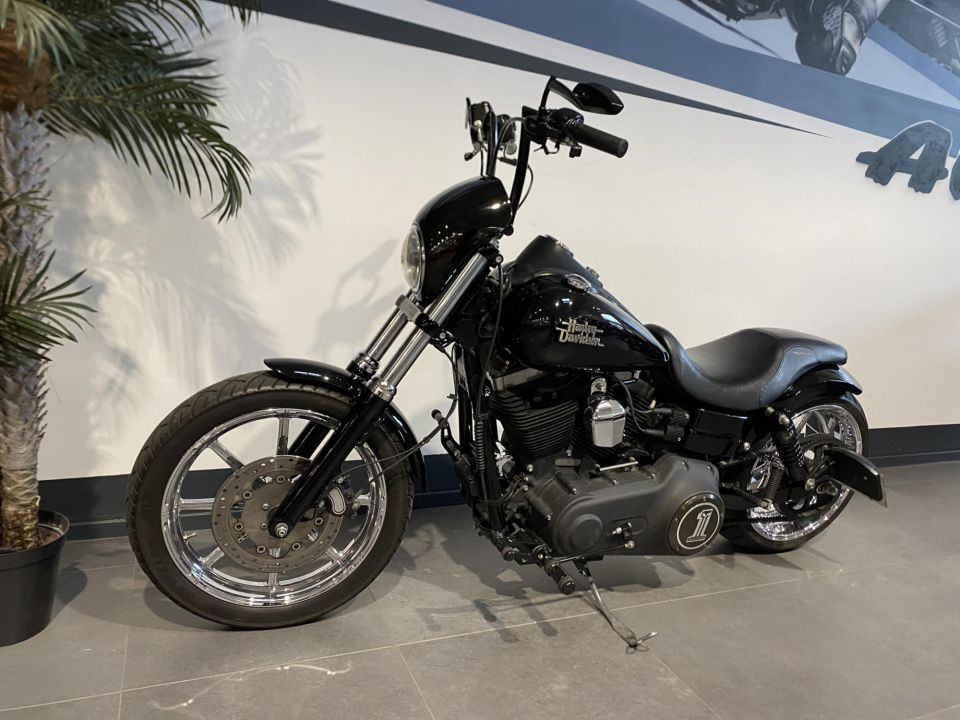 HARLEY-DAVIDSON DYNA STREET BOB 1690 4