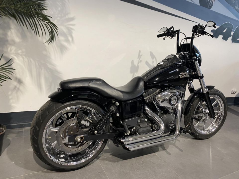HARLEY-DAVIDSON DYNA STREET BOB 1690 4