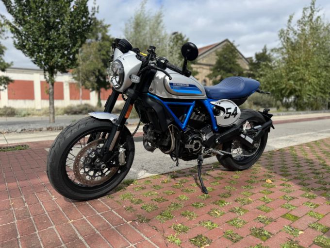 DUCATI Scrambler 800 4