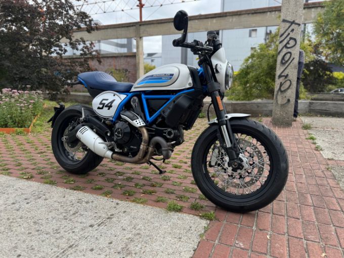 DUCATI Scrambler 800 4
