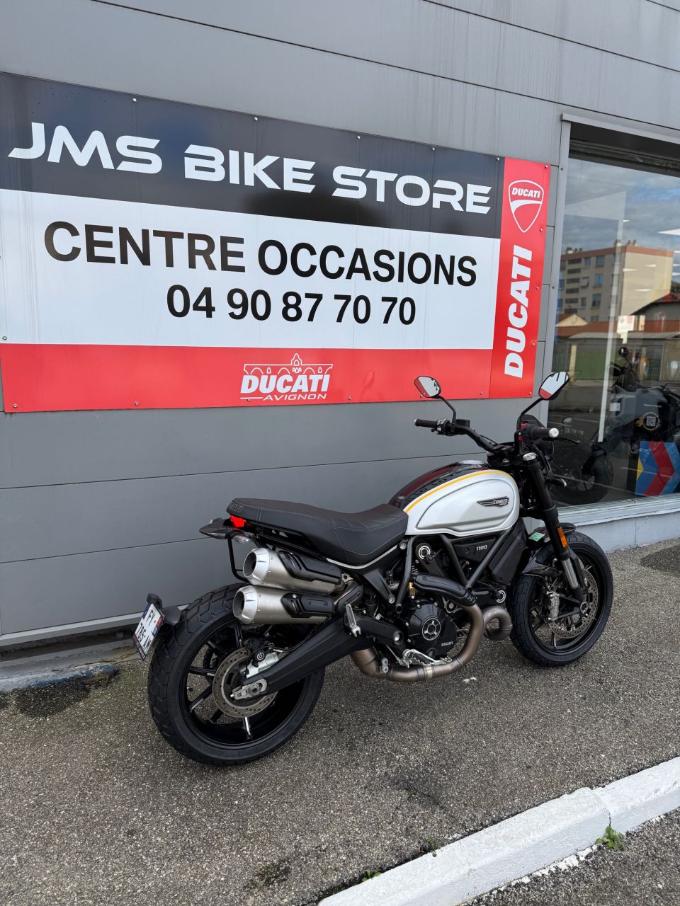 DUCATI SCRAMBLER 4