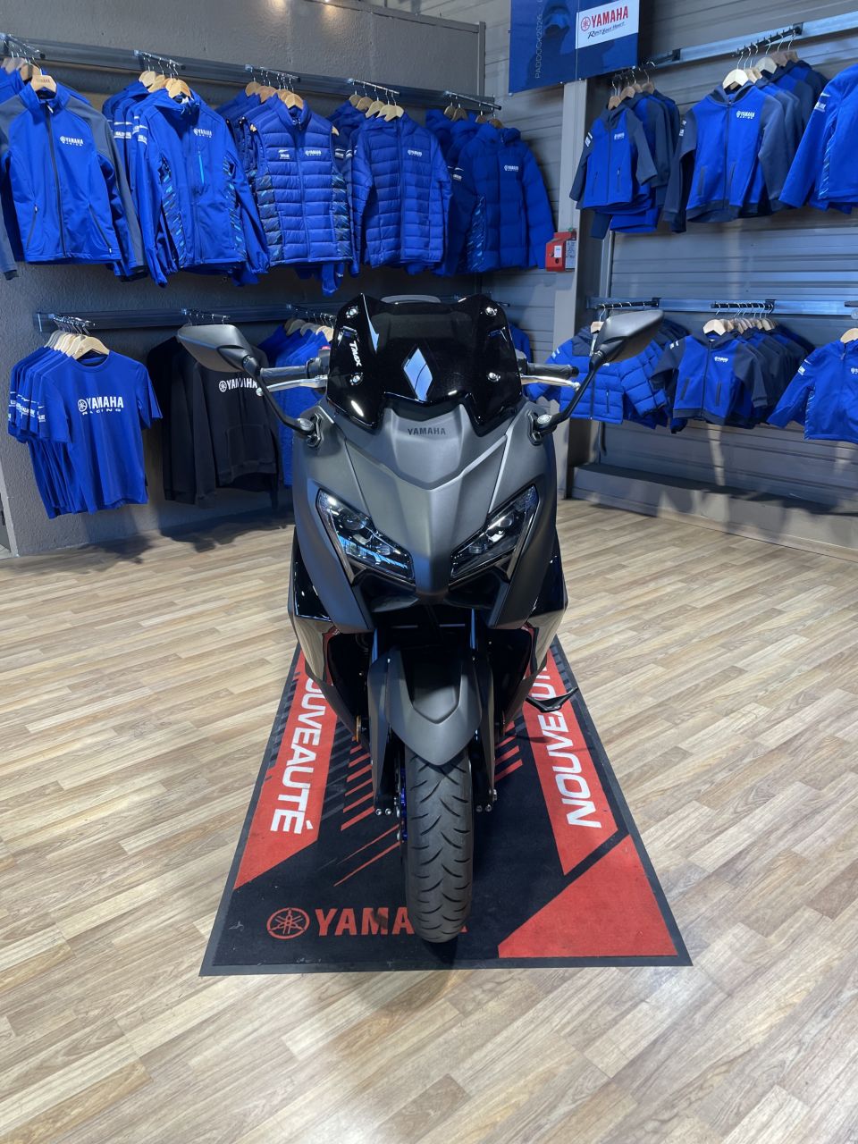 YAMAHA XP T-MAX 560 4