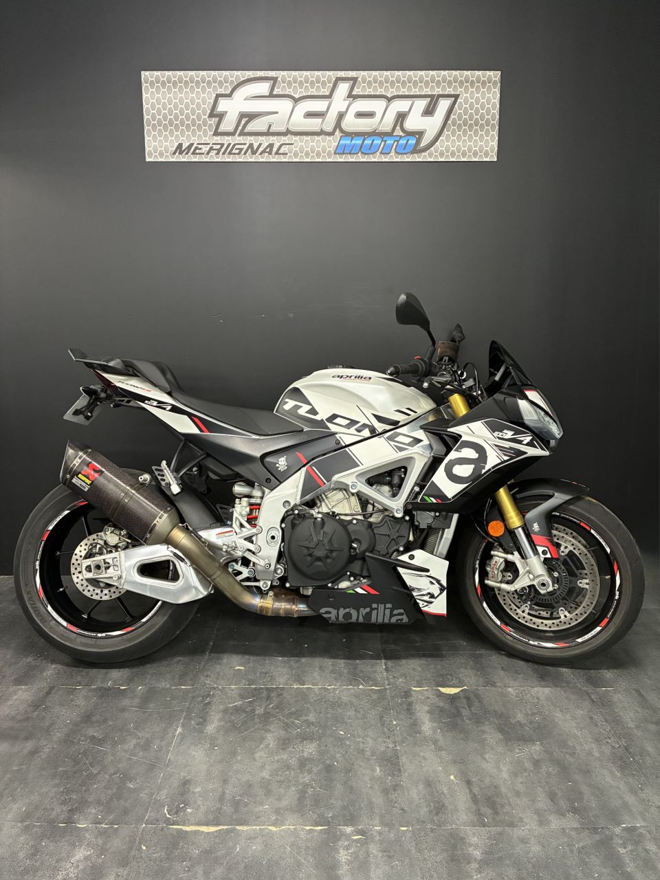APRILIA TUONO 1100 V4 4
