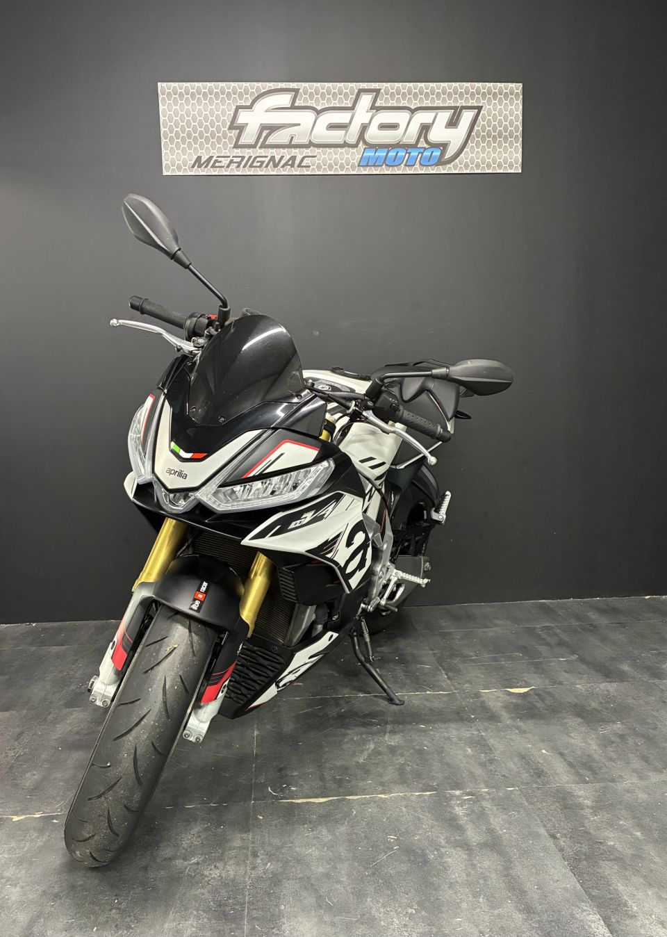 APRILIA TUONO 1100 V4 4