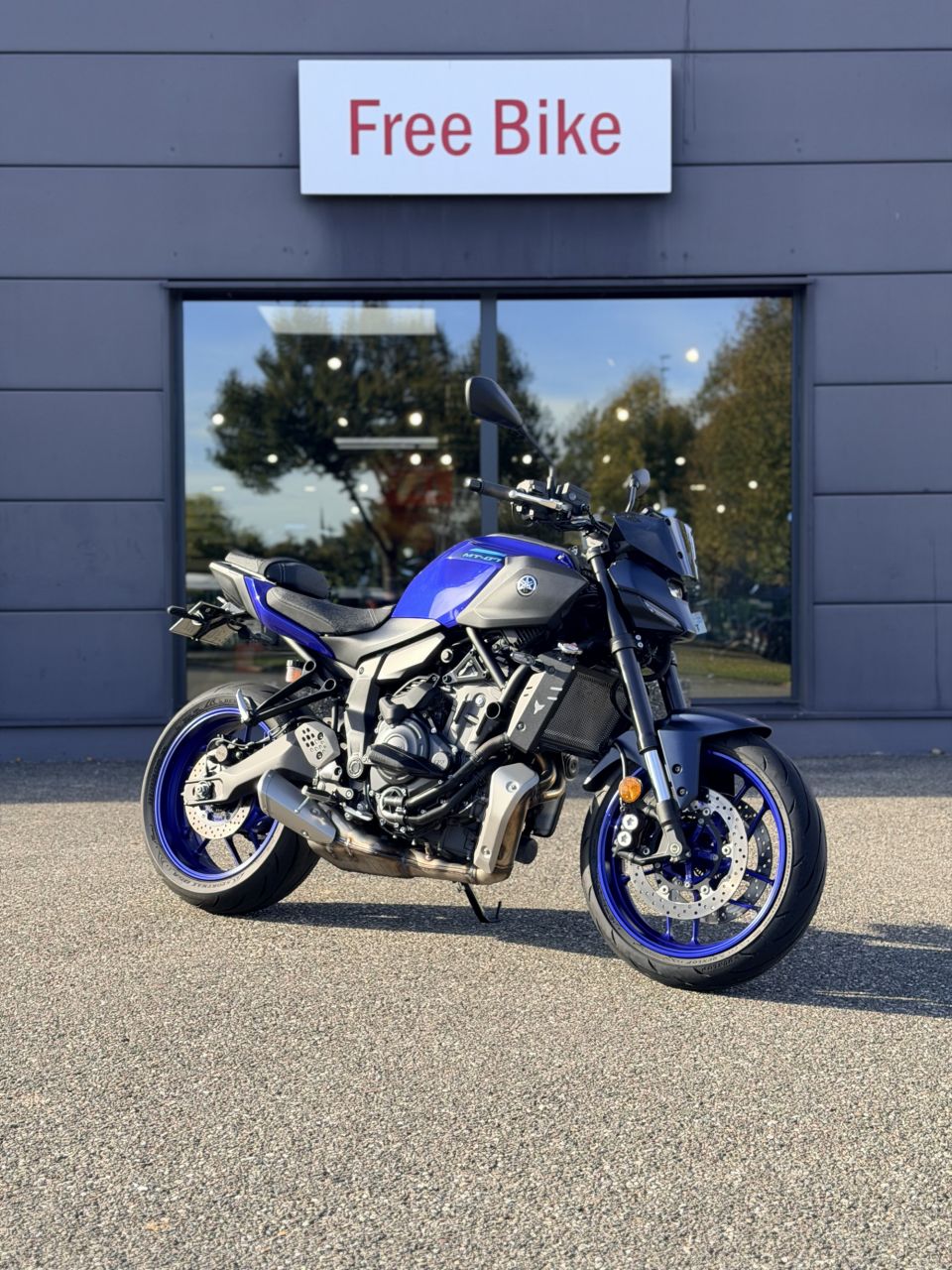 YAMAHA MT-07 Y-AMT 4