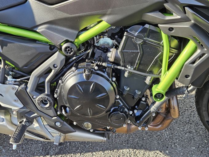 KAWASAKI Z 650 (47.5CV) 4