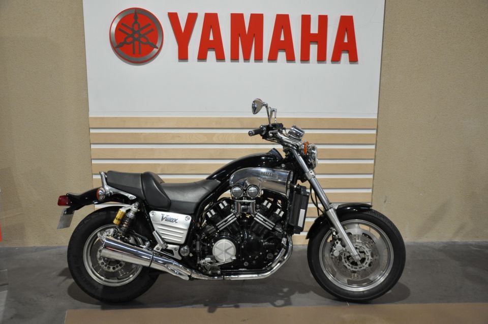 YAMAHA V MAX 1200 4