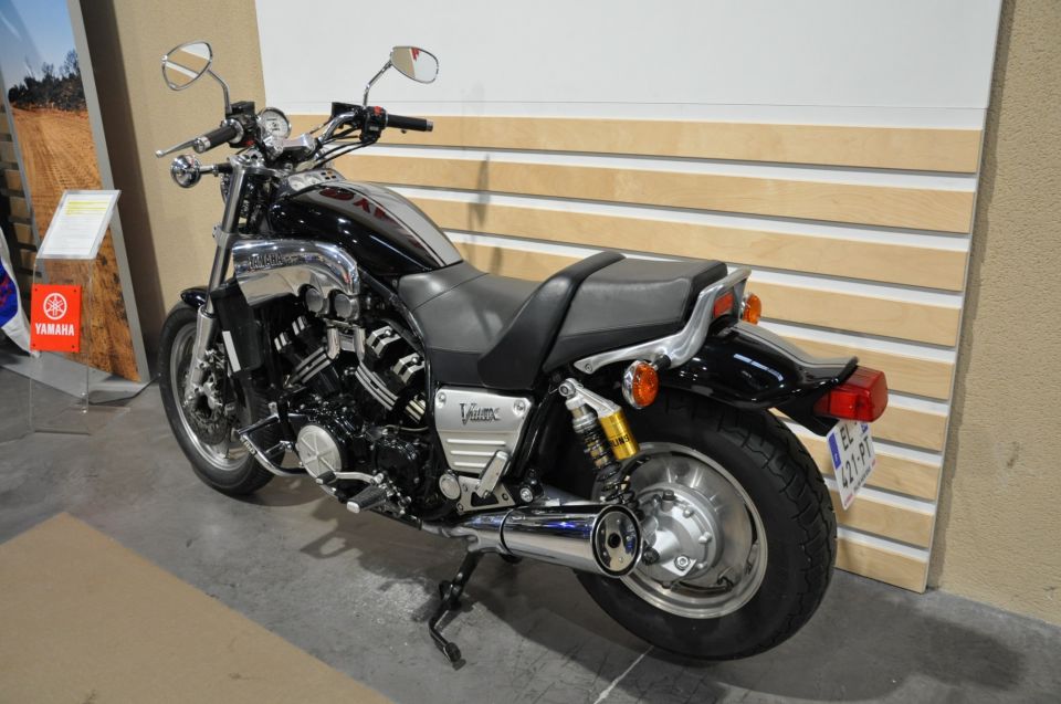 YAMAHA V MAX 1200 4