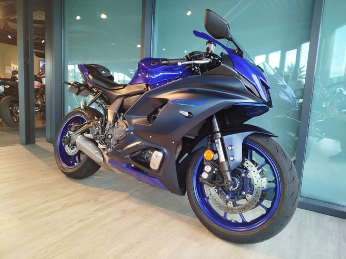 YAMAHA R7 35KW 4