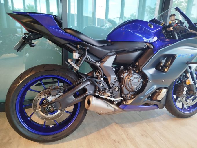 YAMAHA R7 35KW 4