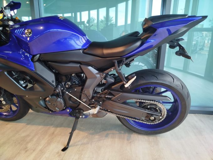 YAMAHA R7 35KW 4