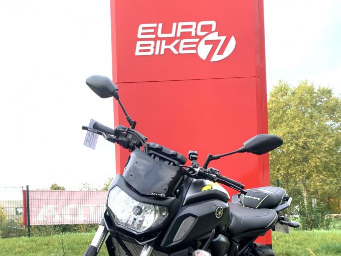 YAMAHA MT-07 (47.5CV) 4