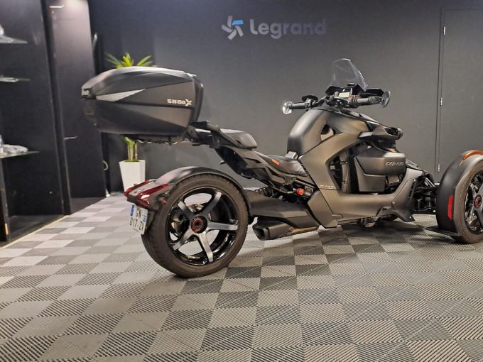 CAN-AM RYKER 900 SPORT 4