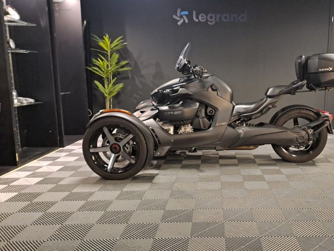 CAN-AM RYKER 900 SPORT 4