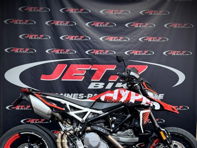 DUCATI HYPERMOTARD 4