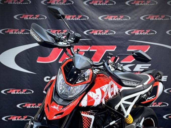 DUCATI HYPERMOTARD 4