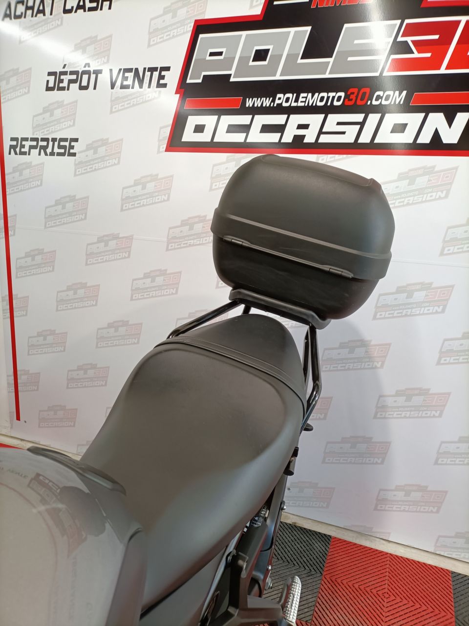 TRIUMPH TRIDENT 660 4