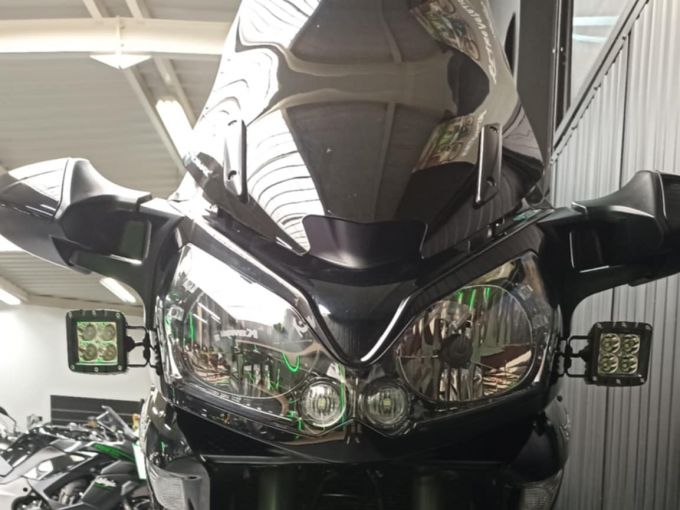KAWASAKI GTR 1400 4