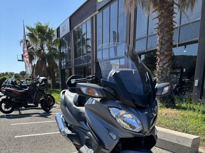 SUZUKI BURGMAN 650 4