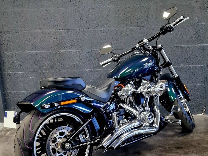 HARLEY-DAVIDSON SOFTAIL BREAKOUT 1868 4