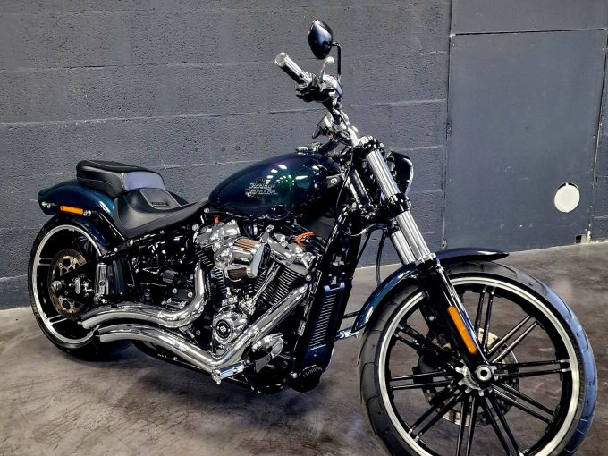 HARLEY-DAVIDSON SOFTAIL BREAKOUT 1868 4