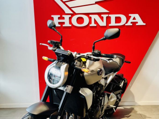 HONDA CB1000R 4