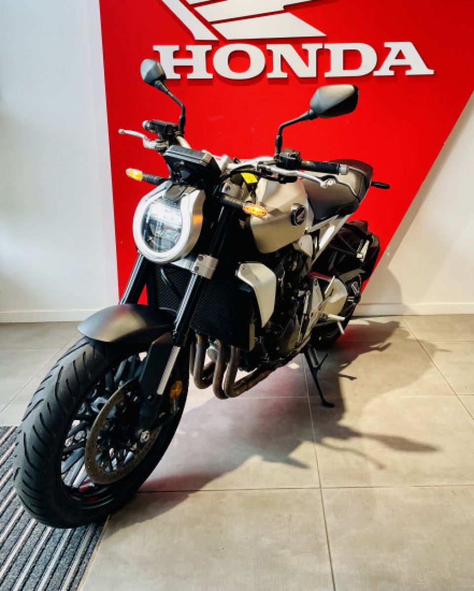 HONDA CB1000R 4