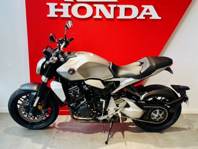 HONDA CB1000R 4