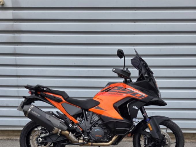 KTM 1290 SUPER ADVENTURE 4