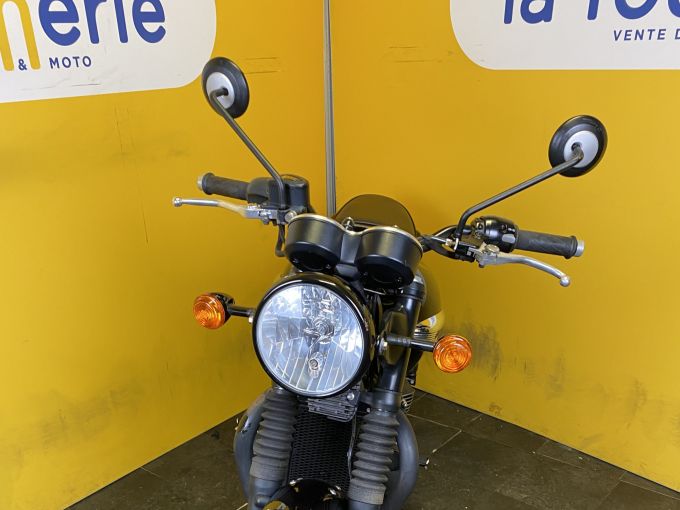 TRIUMPH BONNEVILLE 865 T100 4