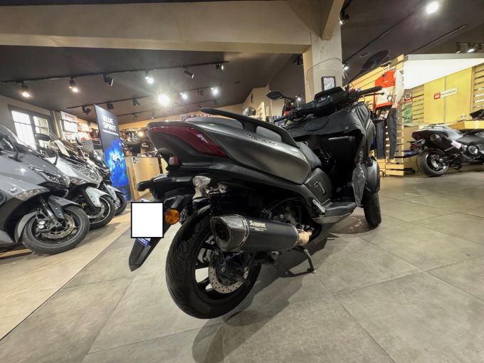 YAMAHA TRICITY 300 4