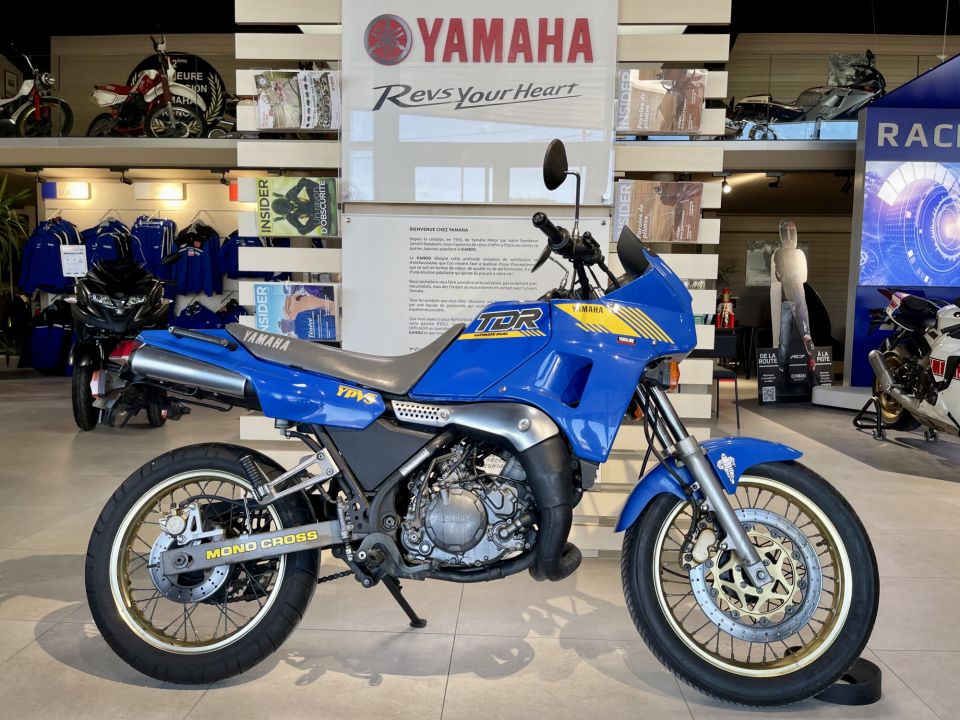 YAMAHA TDR 240 4