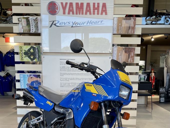 YAMAHA TDR 240 4