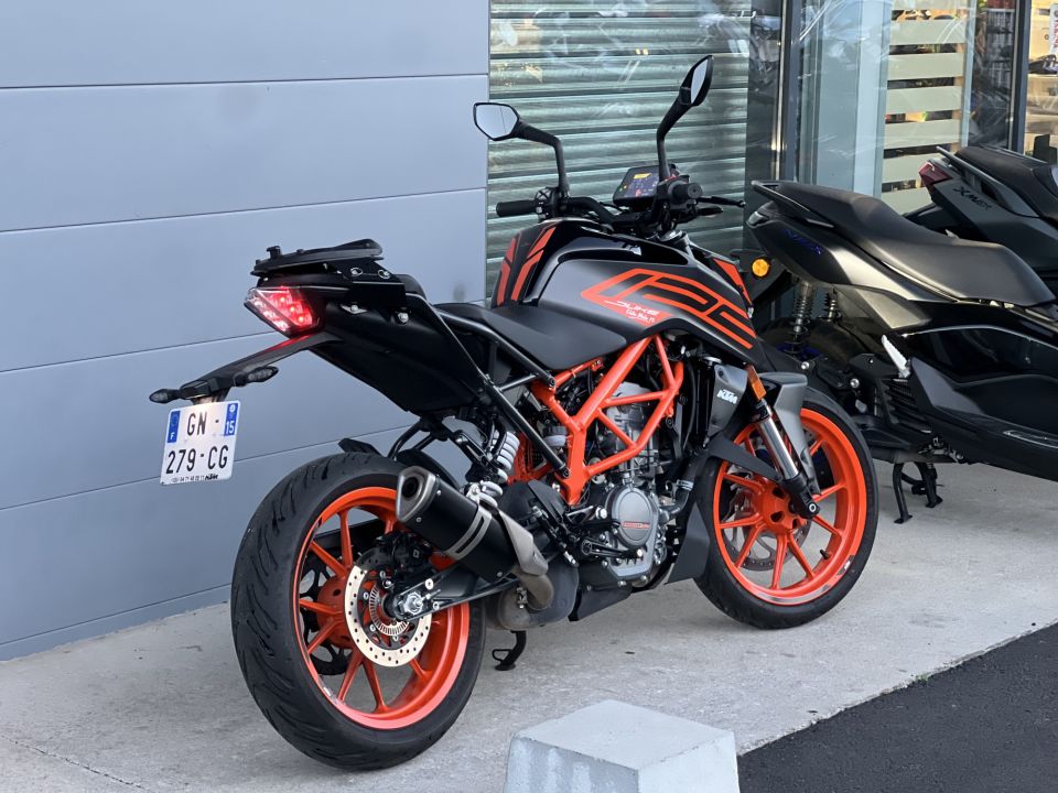 KTM 125 DUKE ABS 4
