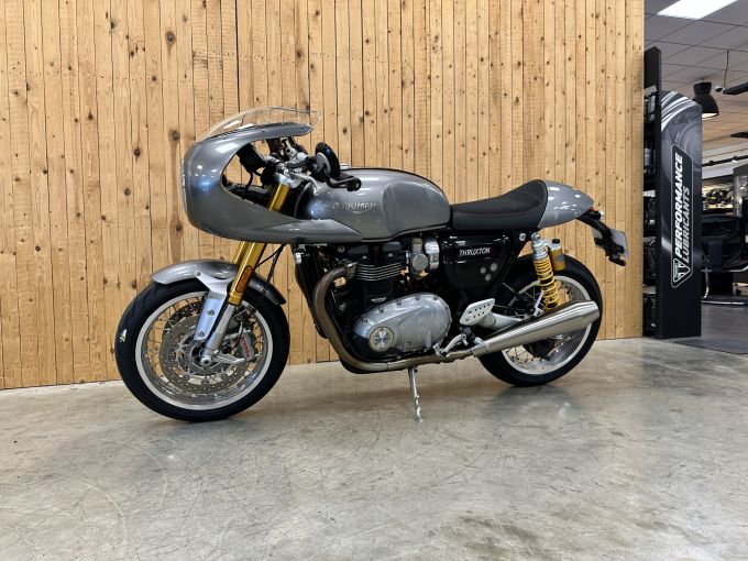 TRIUMPH THRUXTON 1200 R 4