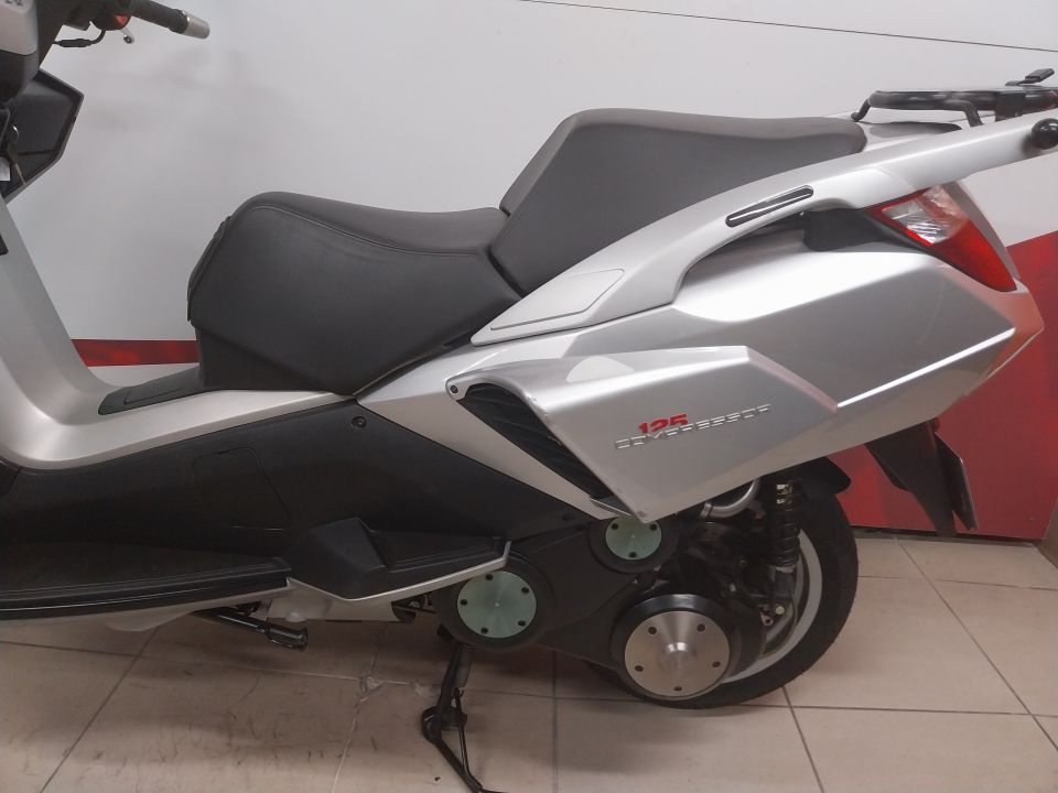 PEUGEOT SATELIS 125 COMPRESSOR ABS 4