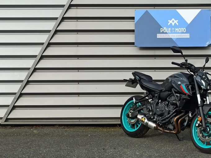 YAMAHA MT-07 (47.5CV) 4