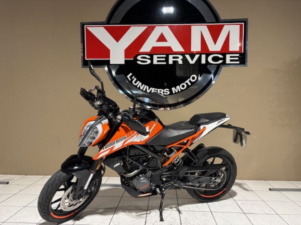 KTM 125 DUKE ABS 4