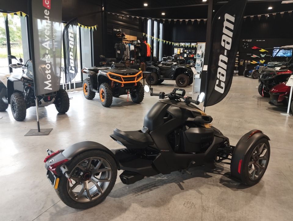 CAN-AM RYKER 900 ACE 4