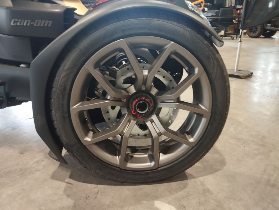 CAN-AM RYKER 900 ACE 4