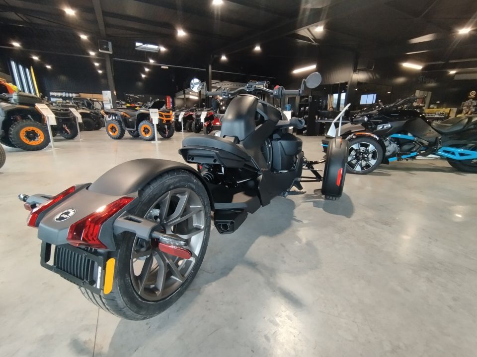 CAN-AM RYKER 900 ACE 4