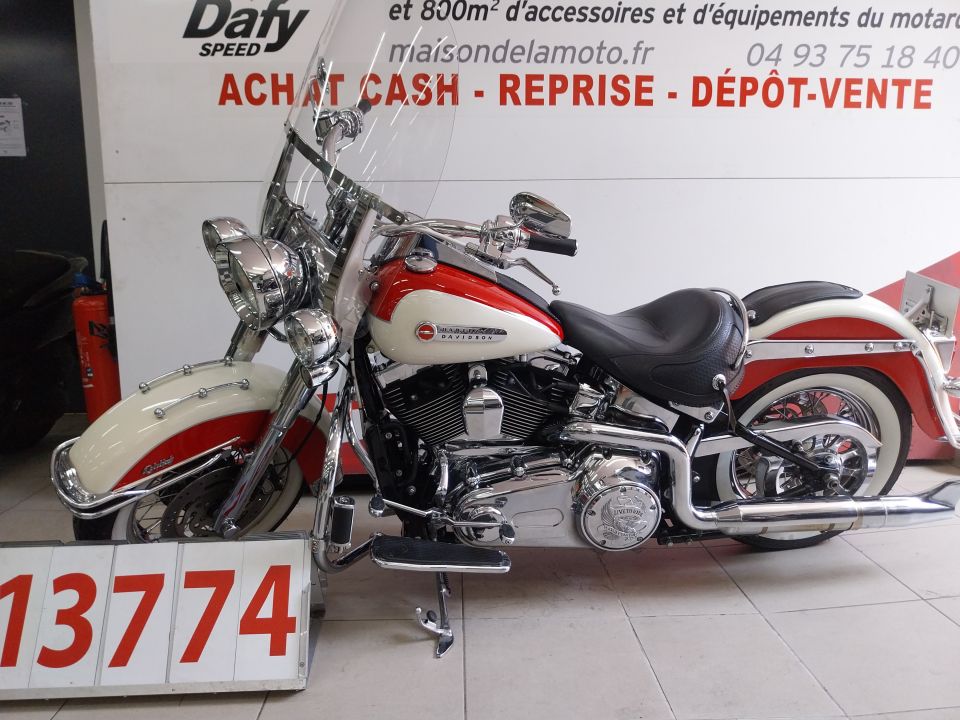 HARLEY-DAVIDSON SOFTAIL DE LUXE 4
