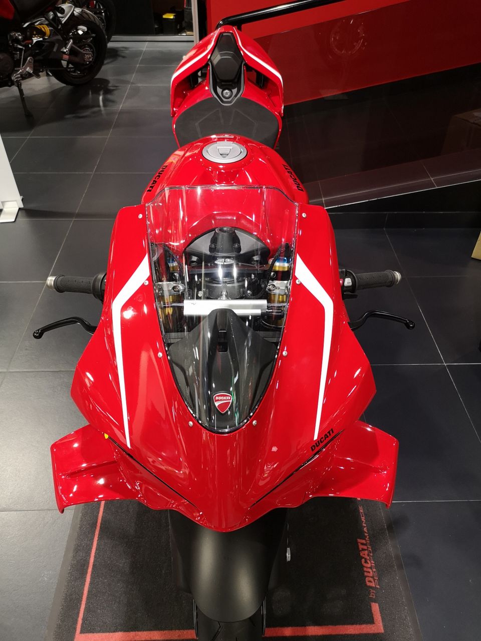 DUCATI PANIGALE 1103 V4 4